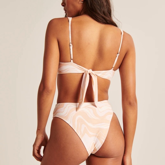 CINCHED BRALETTE SWIM TOP & TALL SIDE HIGH-WAIST HIGH-LEG CHEEKY BOTTOMS - Picture 7 of 8
